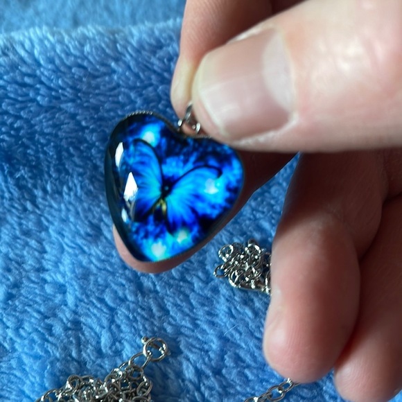 Heart Shaped Butterfly Necklace Pendant - Picture 7 of 7